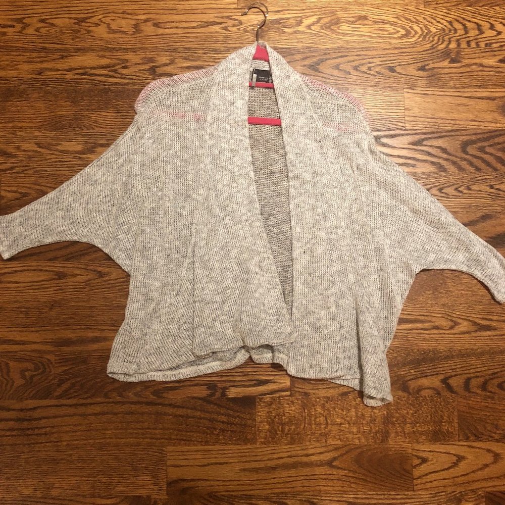 Grey & white knit open cardigan!
